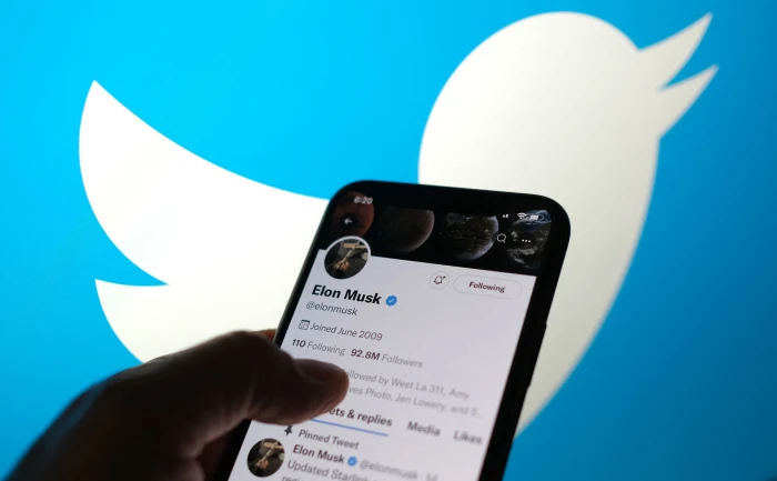 Elon Musk Suspends Twitter Accounts